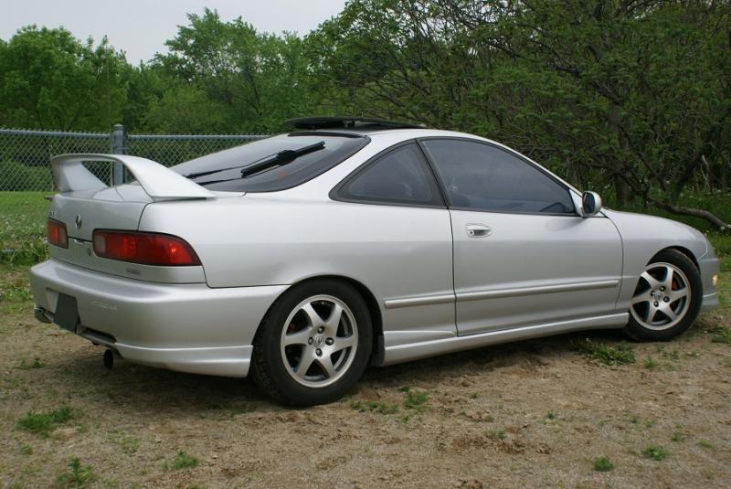 2000 USDM GSR with Type-R Lips and spoiler and GSR Blades, lowered with Ape...