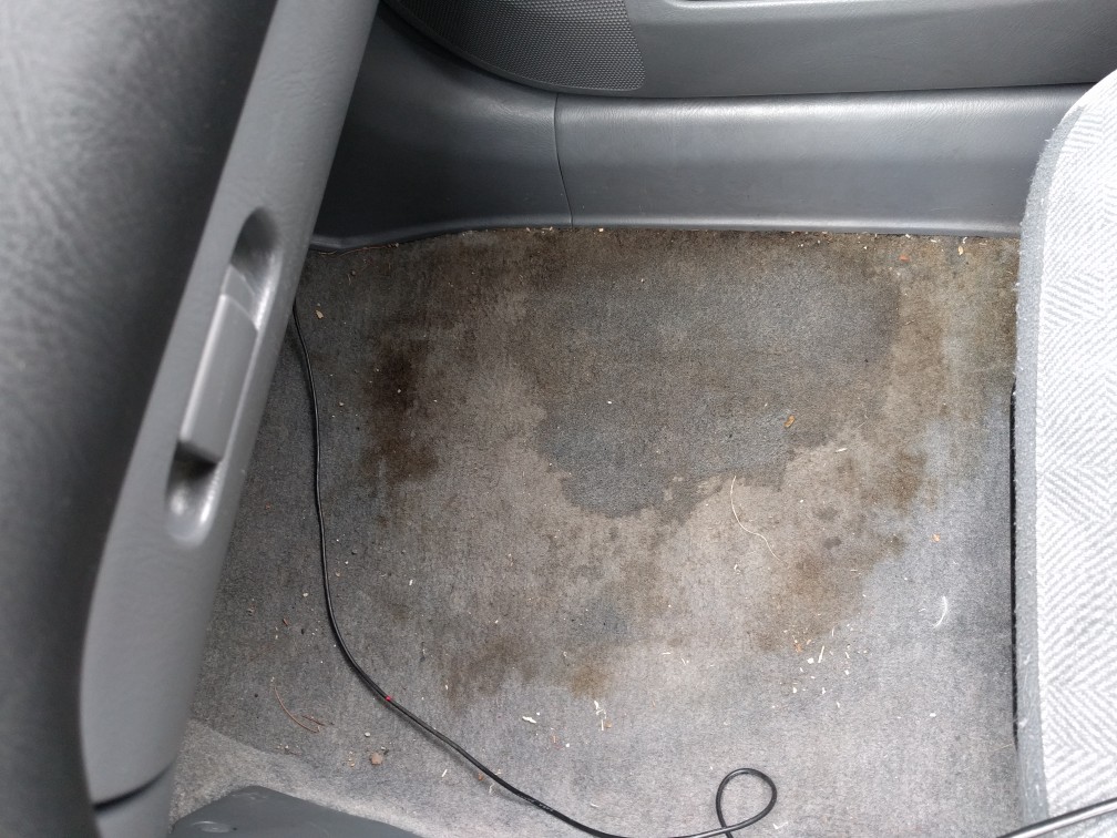 2001 Civic Lx Is Leaking Water Onto, Car Floor Wet Behind Passenger Seat