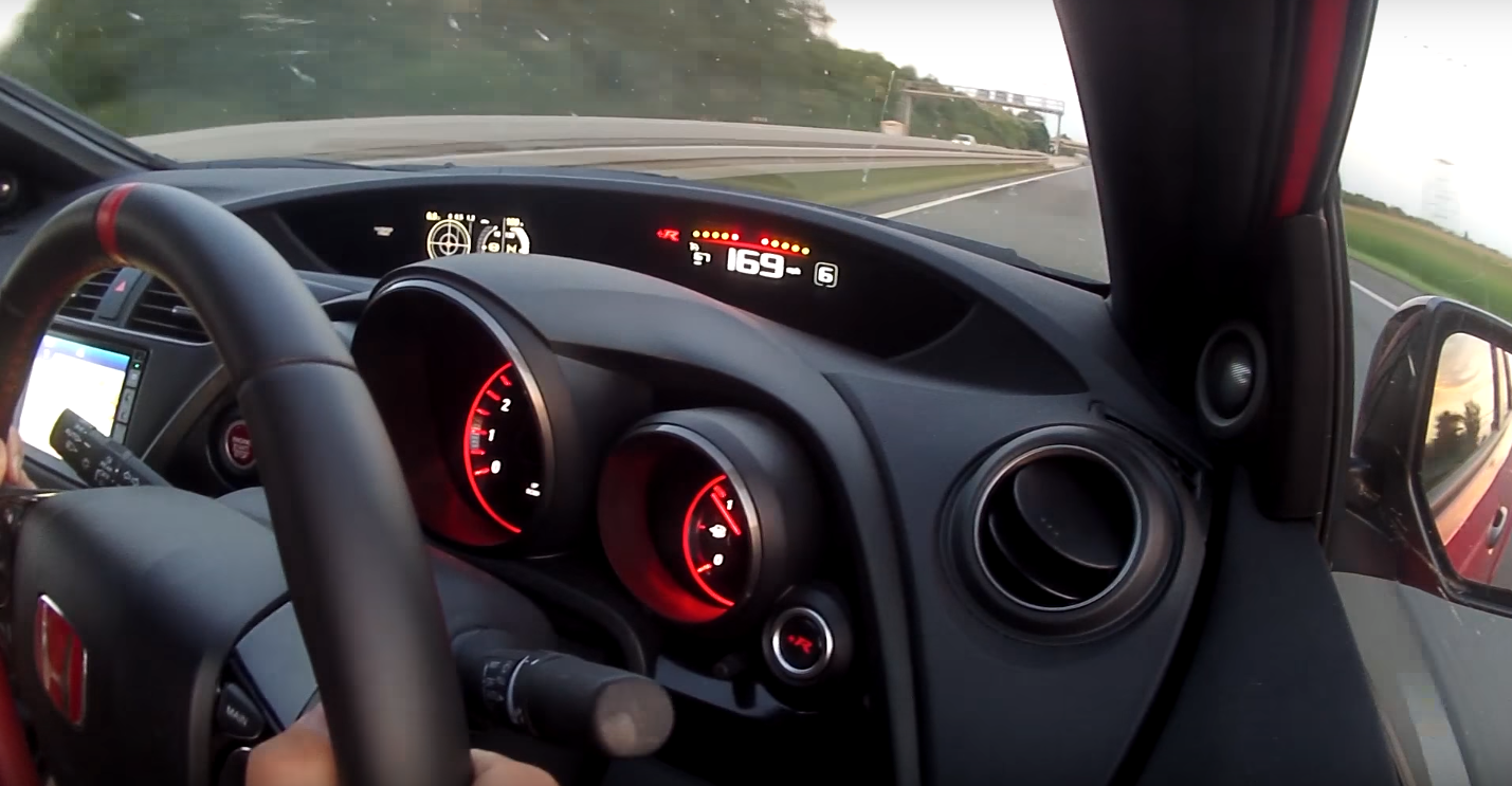 2016 Civic Type R Hits Unrestricted Autobahn