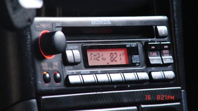 Honda Civic: How to Install Car Stereo