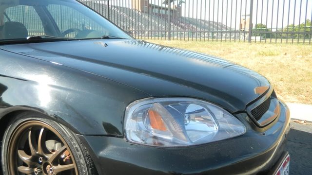 Honda Civic: How to Replace Your Headlights
