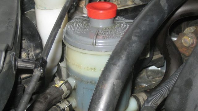 Honda Accord: How to Bleed Air Out of Your Power Steering Pump