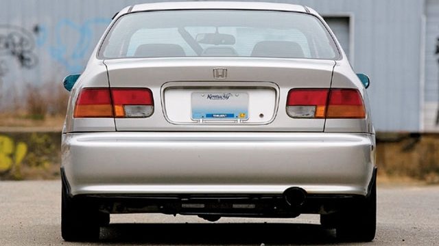 Honda Civic: How to Replace Tail Light Assembly