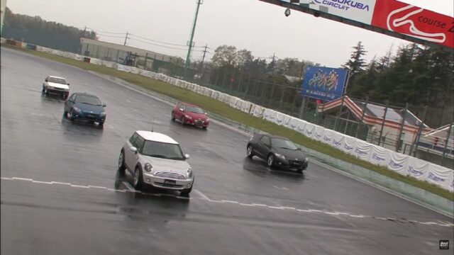 Honda CR-Z Races at Tsukuba