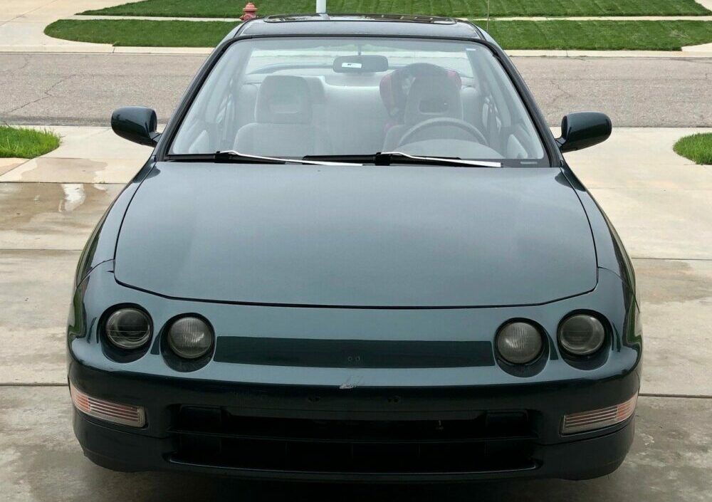 Integra Gs R Sedan For Sale Reminds Us That These Even Exist Honda Tech