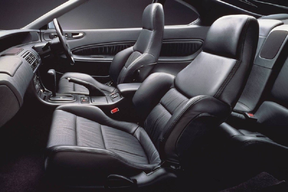 1993 Honda Prelude interior