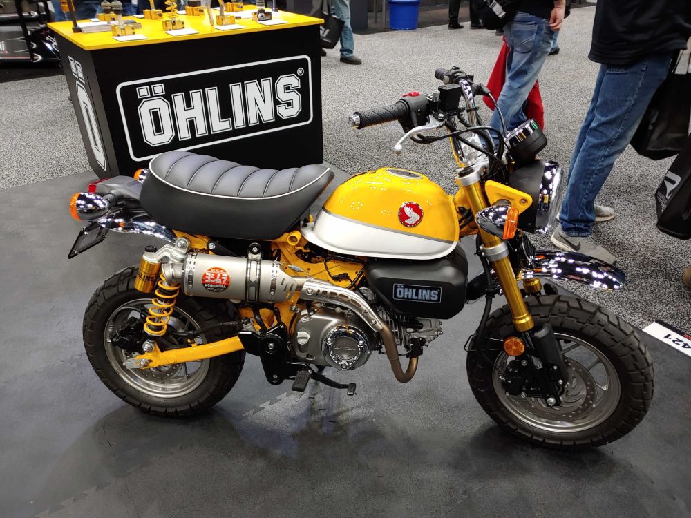 Öhlins-Equipped Honda Monkey is the Perfect Pit Bike