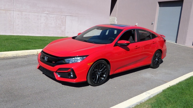 A Closer Look at the 2020 Civic Si 6-Speed