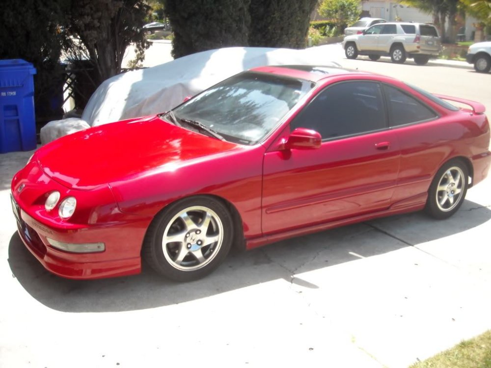 Integra GS-R in Red