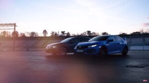 Honda Civic Type R Tangles On Track With VW GTI Clubsport