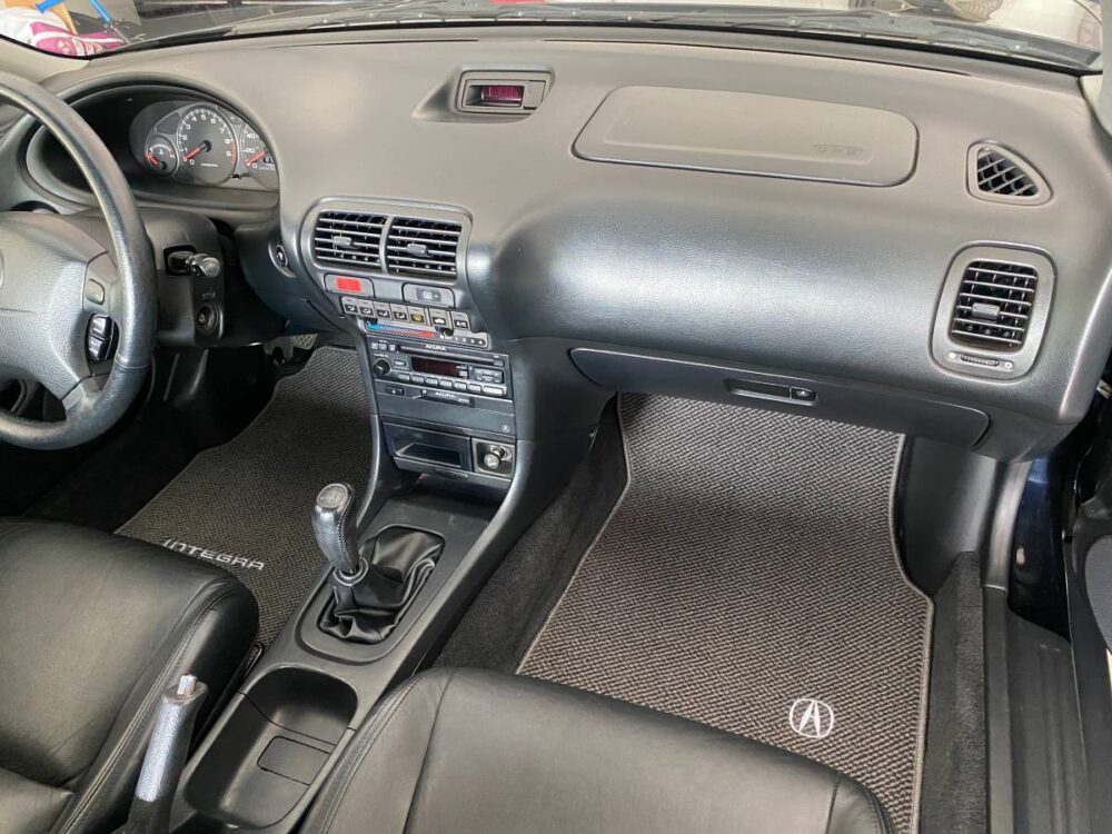 2000 Acutra Integra GS-R Interior